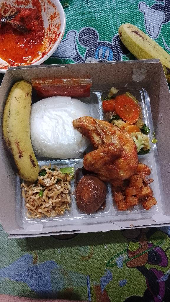 Nasi Box Runny's1