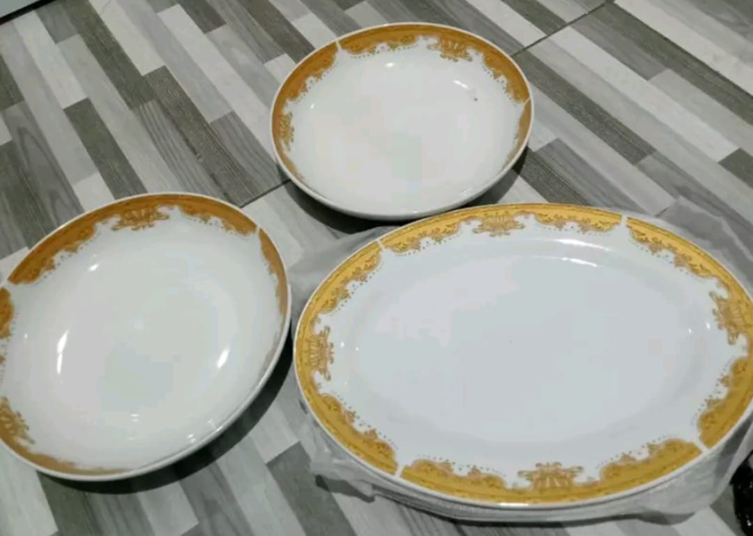 Piring Keramik/Piring Lodor/Piring Oval/Piring Makan