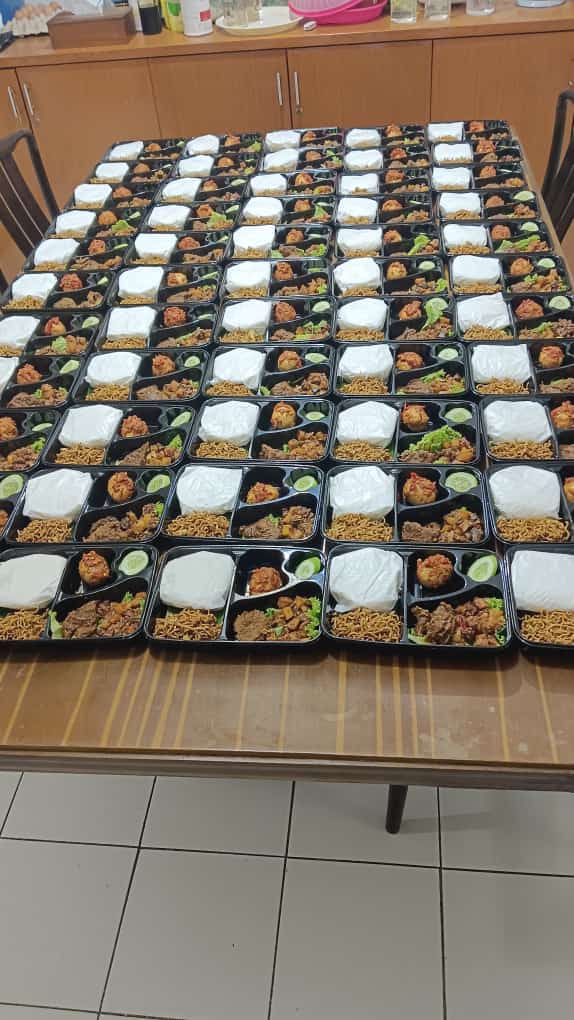 snack box indah catering