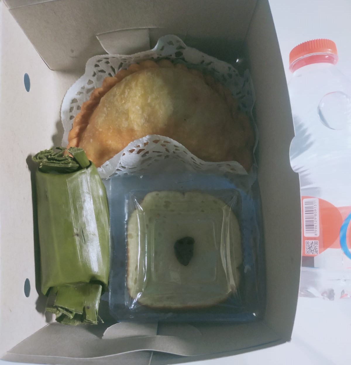 Snack Box Nia Cake 13