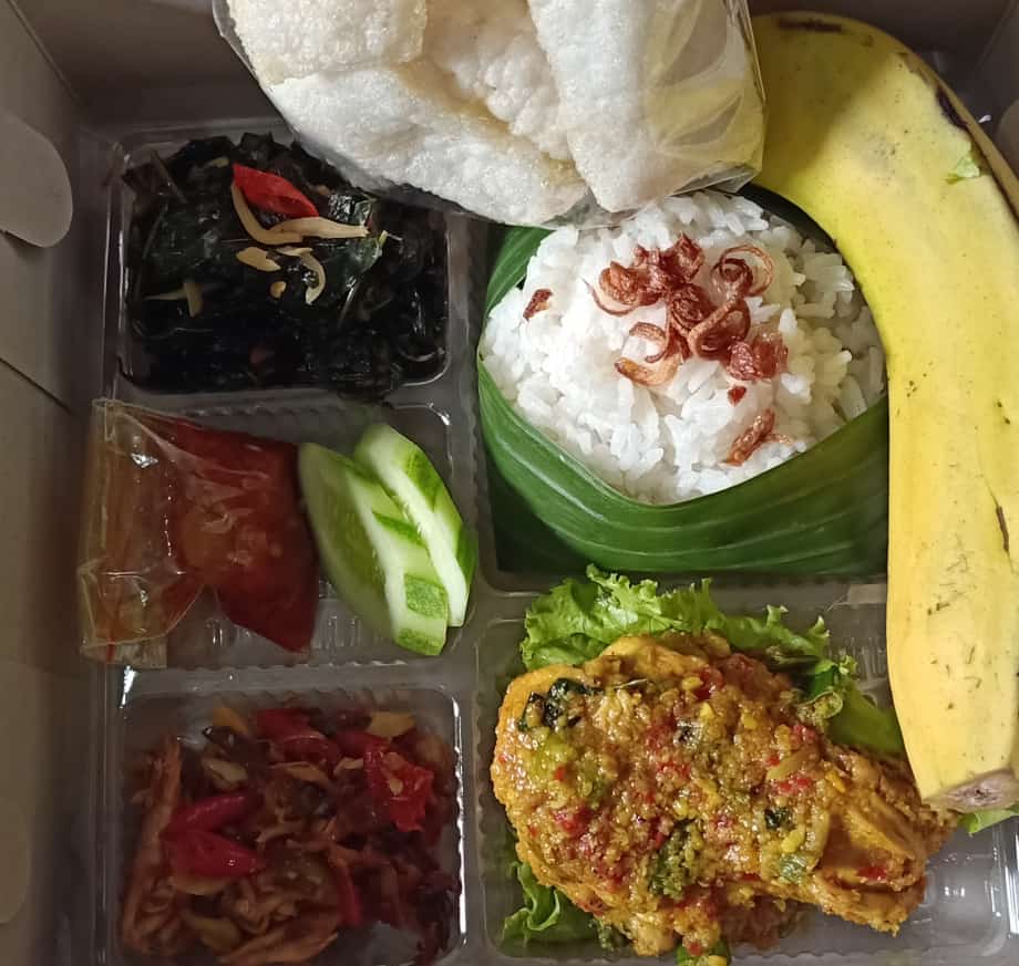 Nasi Ayam Bumbu Bali