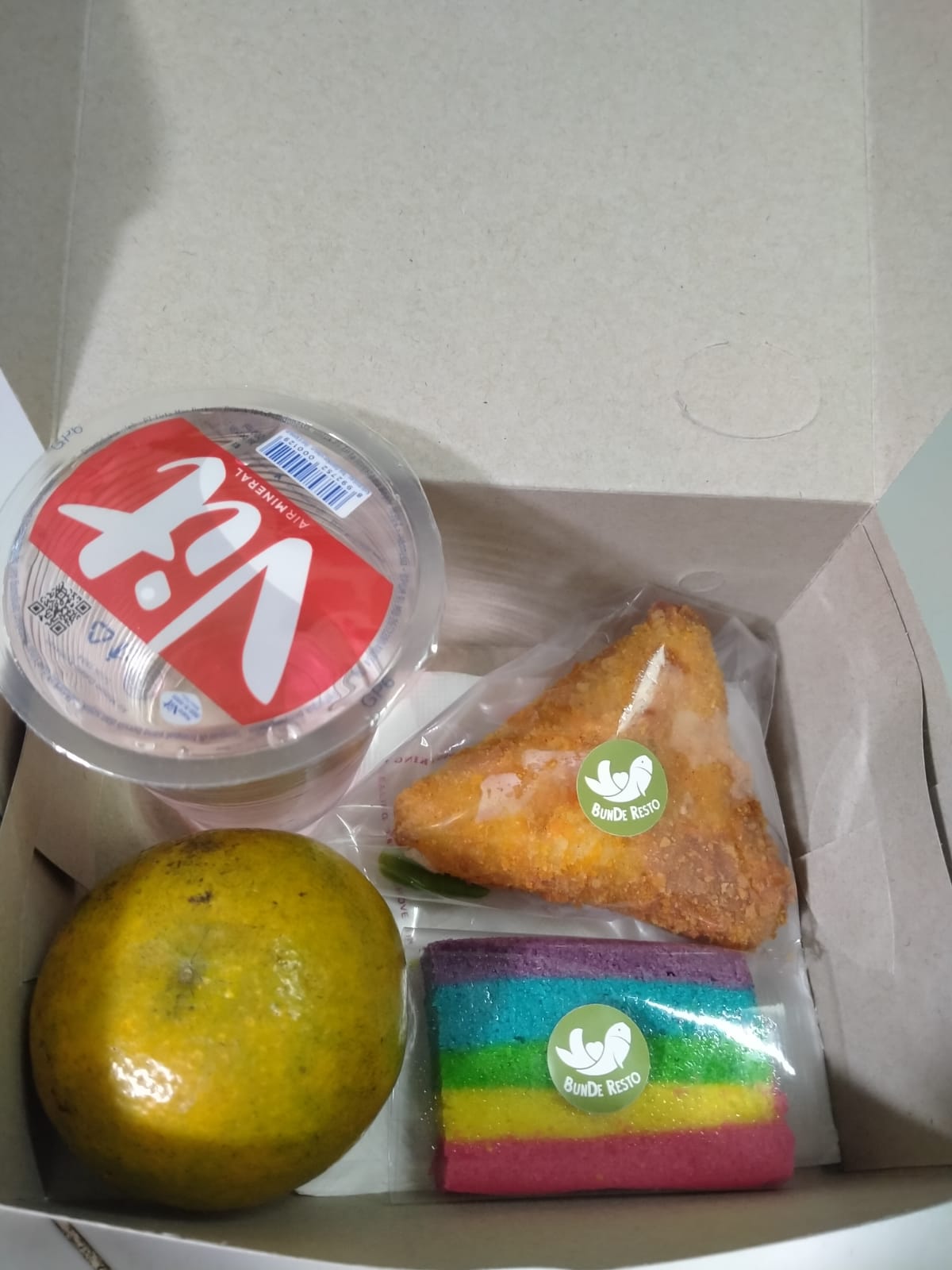 Snacks box