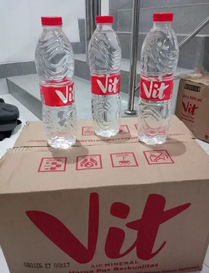 Air Mineral VIT 550 ml