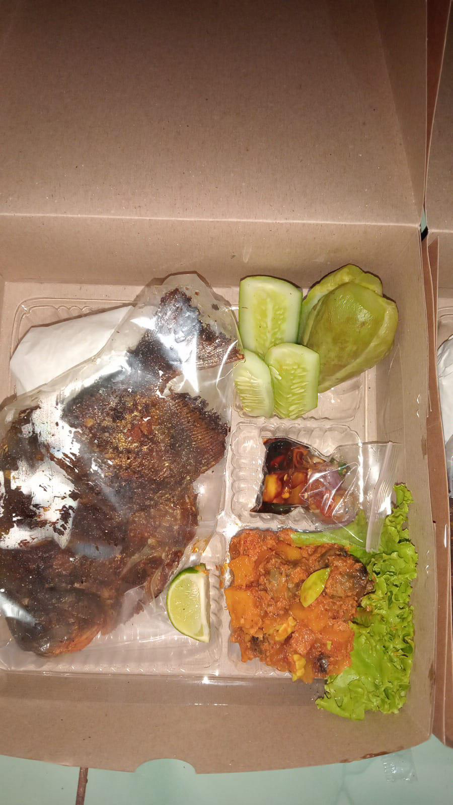 Nasi Box Ikan Bawal Bakar Terap Food1