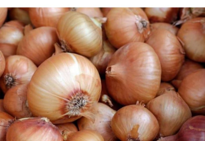 BAWANG BOMBAY
