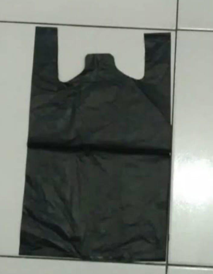 KANTONG HITAM