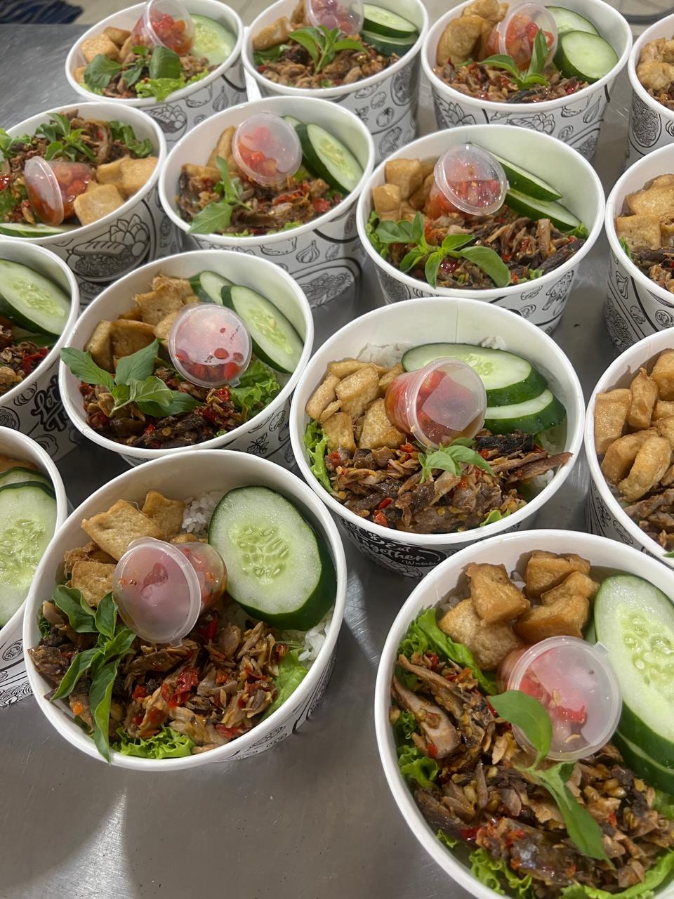 Cakalang Suwir Rice Bowl by Terrasa Catering