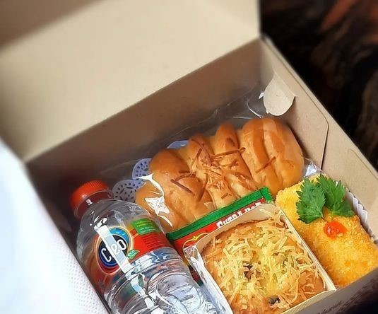 Snack box by Nasiantar.id