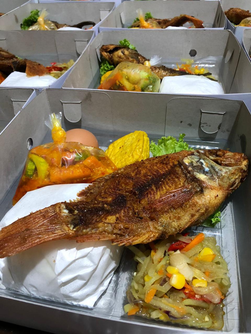 Nasi box Mira Delima