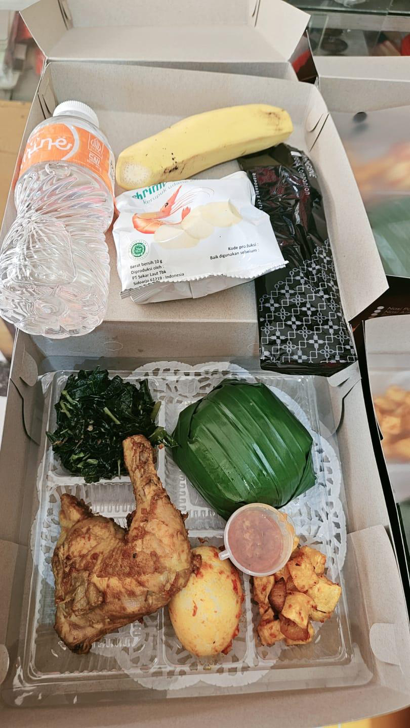 Paket Nasi Ayam Semur2
