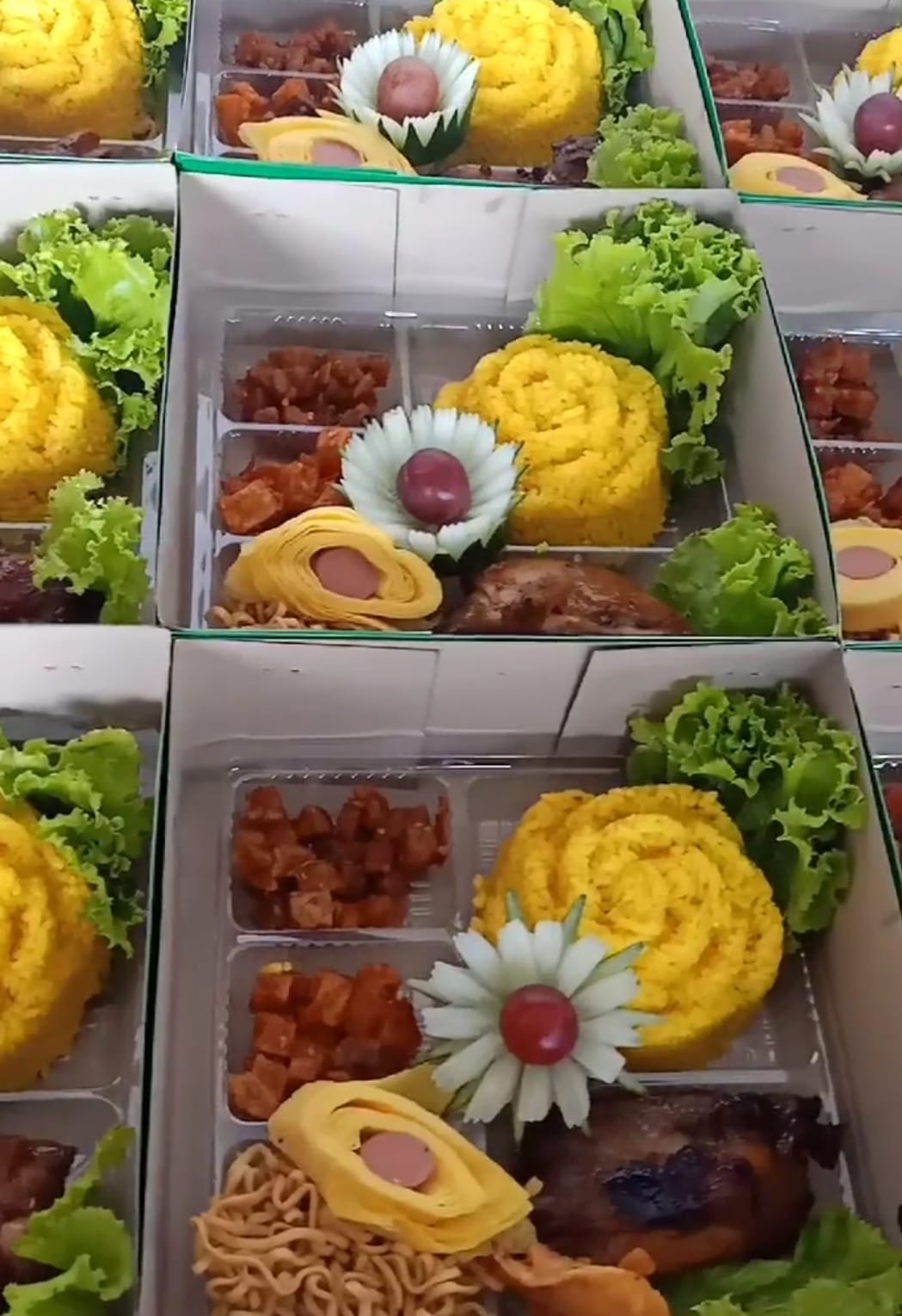 Paket Snack dan Nasi Box 25