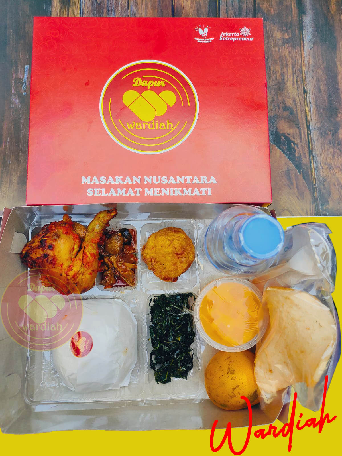 PAKET NASI BOX DAPUR WARDIAH 4 - Menu Ayam &amp; Snack Box / Minuman Sehat