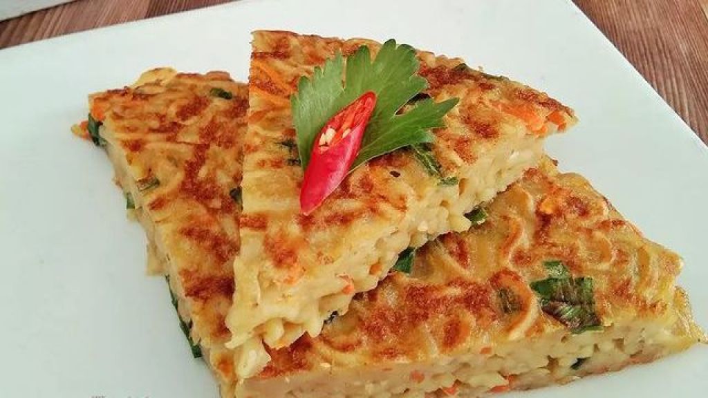 Pizza mie dan Jeruk