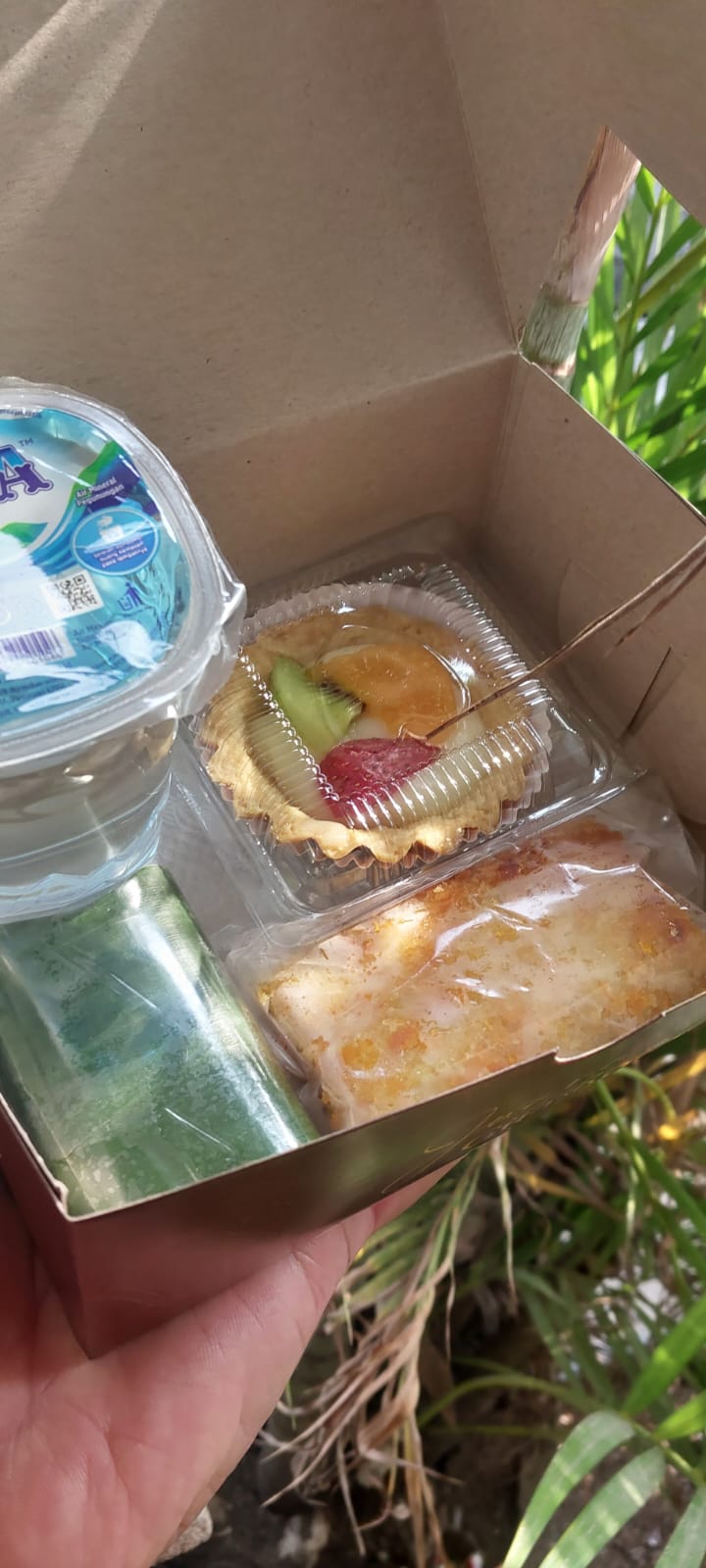 lanesra snack box gold