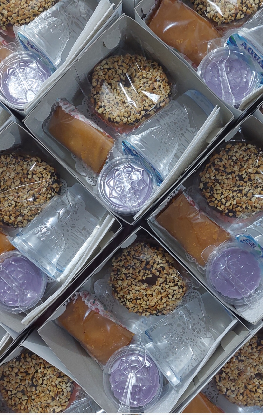 Paket Snack Box 18
