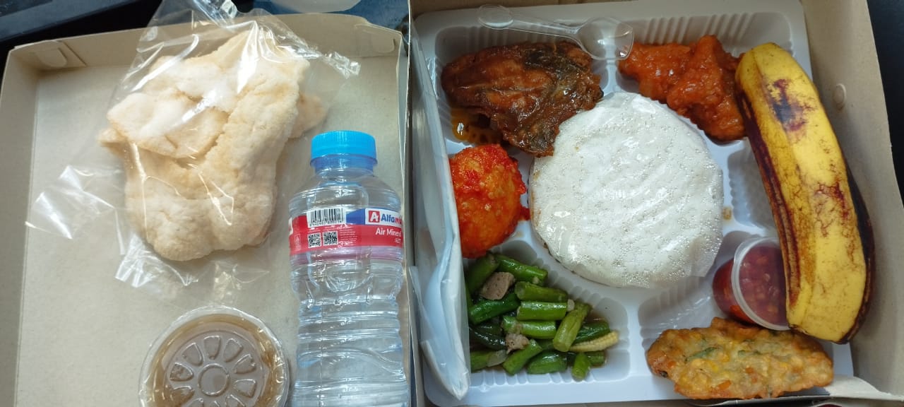 Paket Nasi + Snack Box