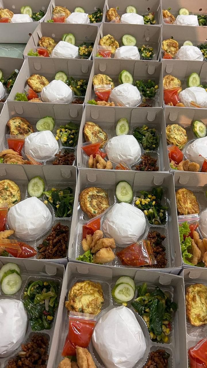 NASI BOX FN 1/ Fanatiez Nusantara