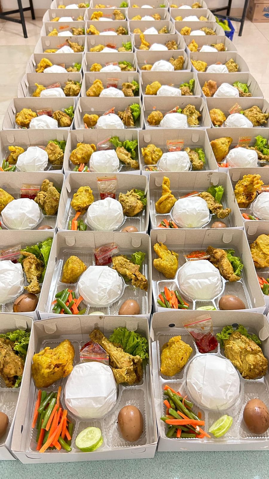 NASI BOX FN 1/ Fanatiez Nusantara
