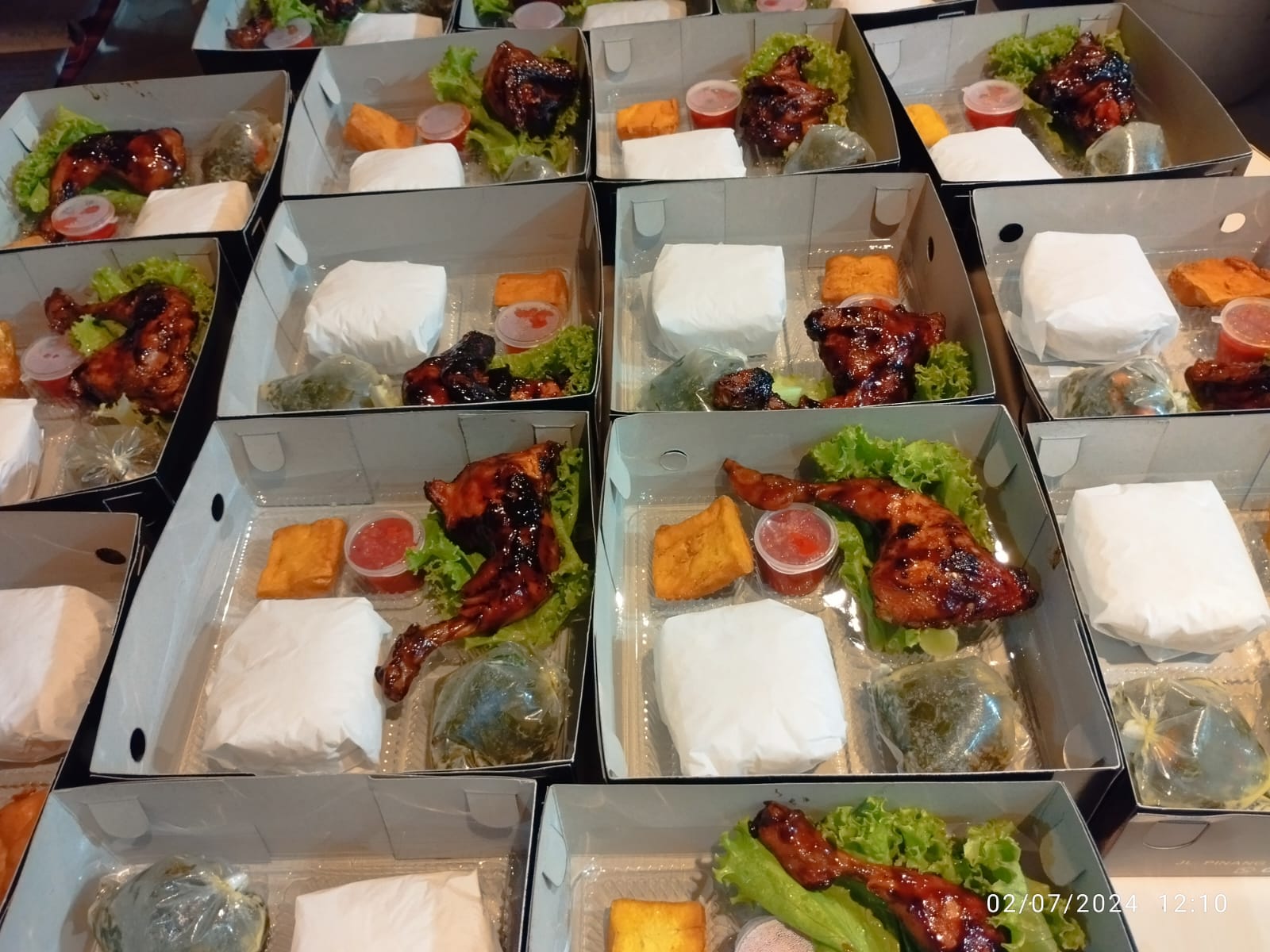 Paket Ayam Bakar Madu Piter Catering