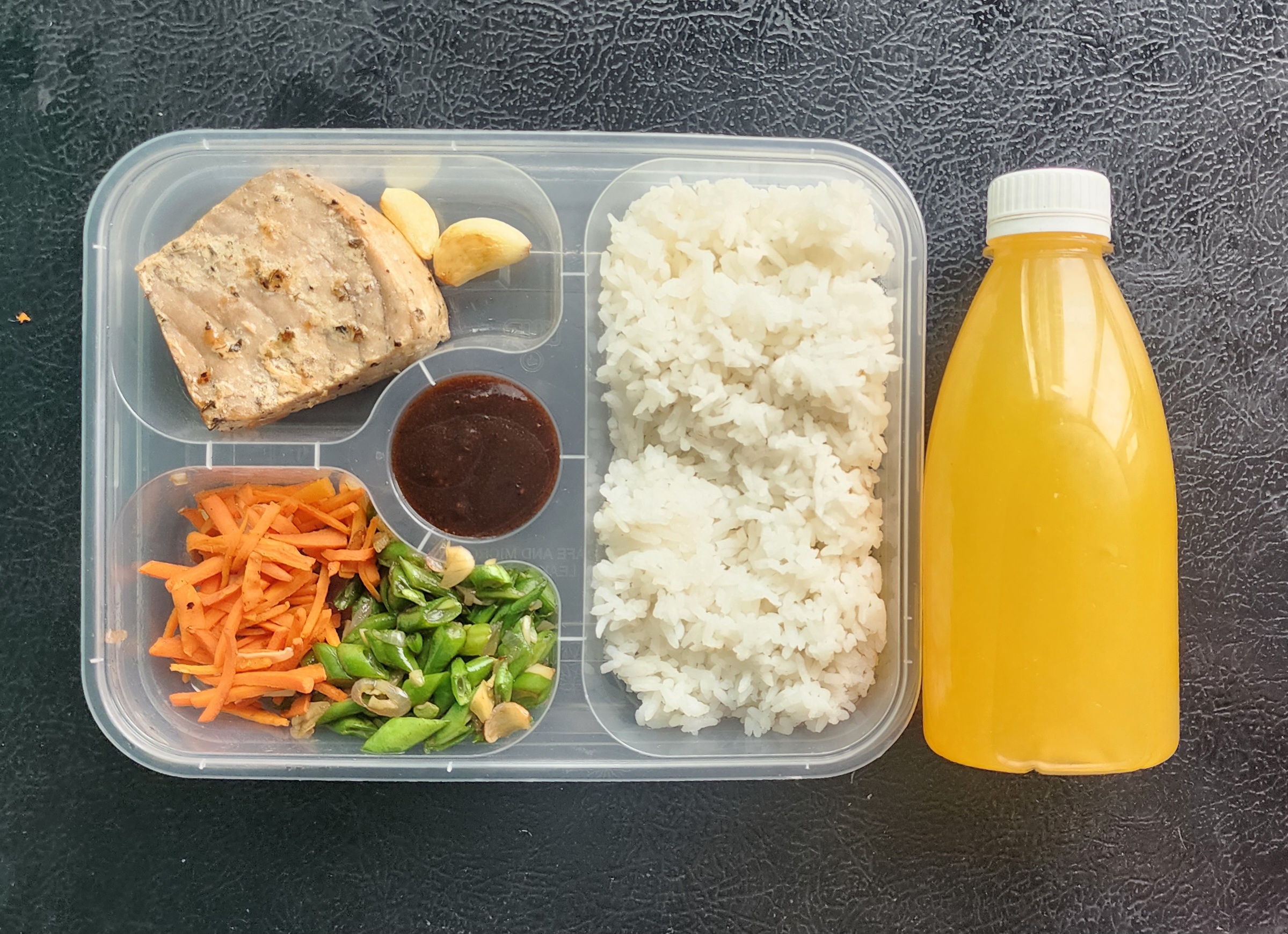Set Tray Nasi Tuna Sehat Komplit Non MSG ByteLyfe Catering