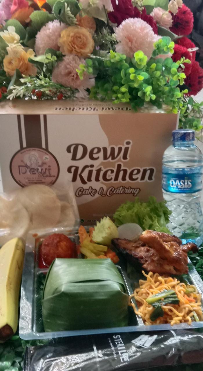 Paket 150 BOX Nasi dan Snack By Dewi Kitchen