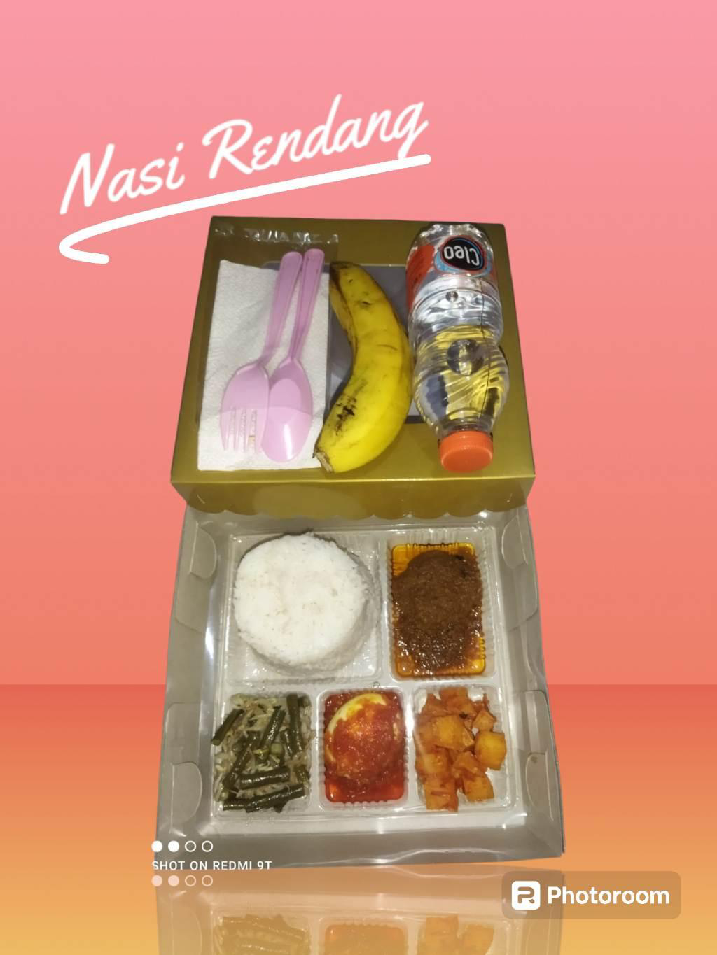 Nasi Paket Rendang Mak Eno1