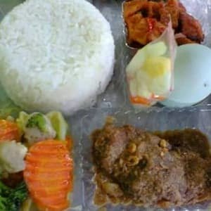 Nasi box Raihan