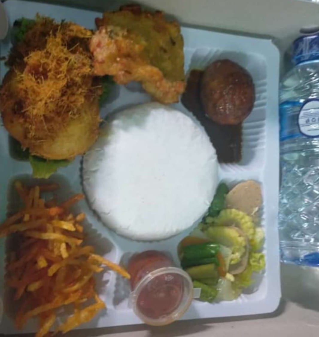 LUNCH BOX01-DIAN ANUGERAH
