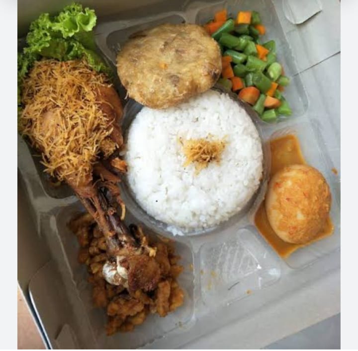 Nasi Ayam Bakar