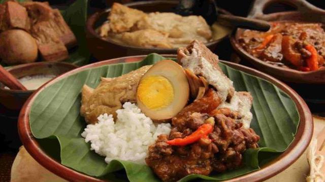 Nasi Gudeg Ayam Opor