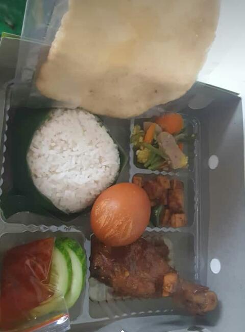 Nasi BoxPremium Soes Montoq