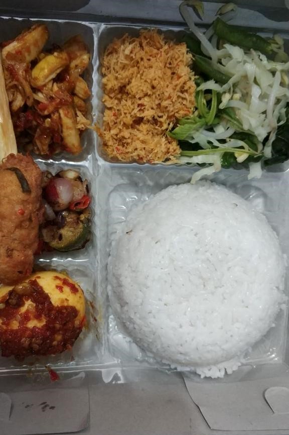Paket Nasi Bali