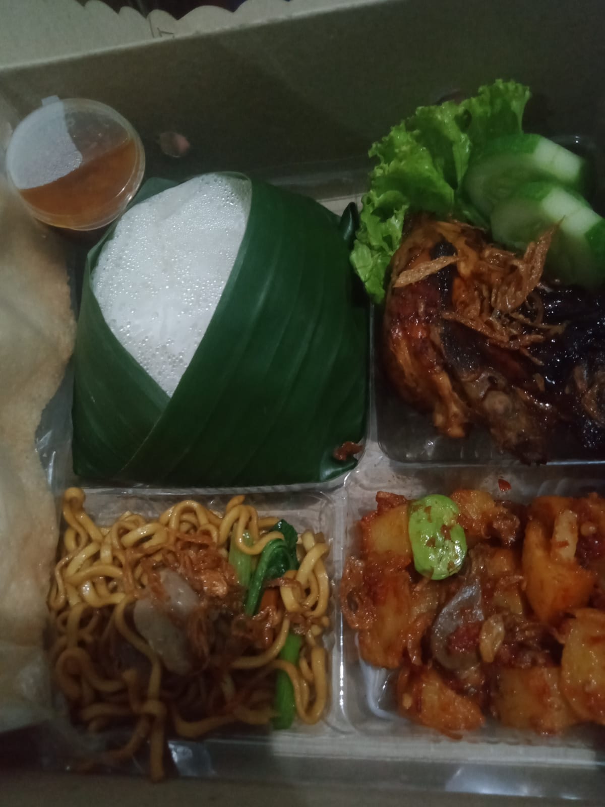 Nasi Kotak Ayam Goreng