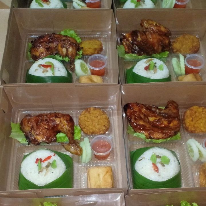 Nasi Box / Nasi Kotak / Nasi Liwet - Dapur Zuraz