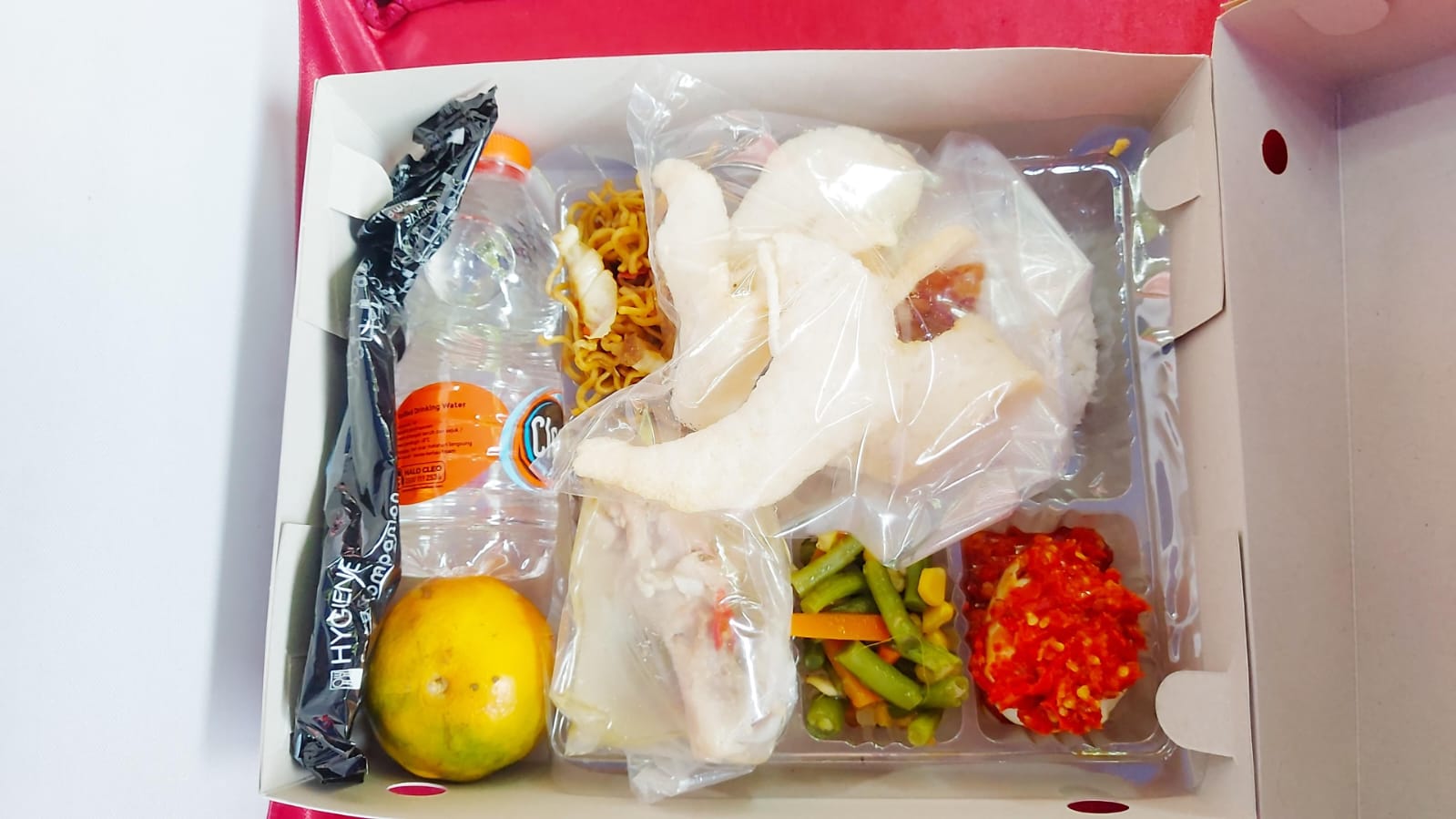 LUNCH BOX