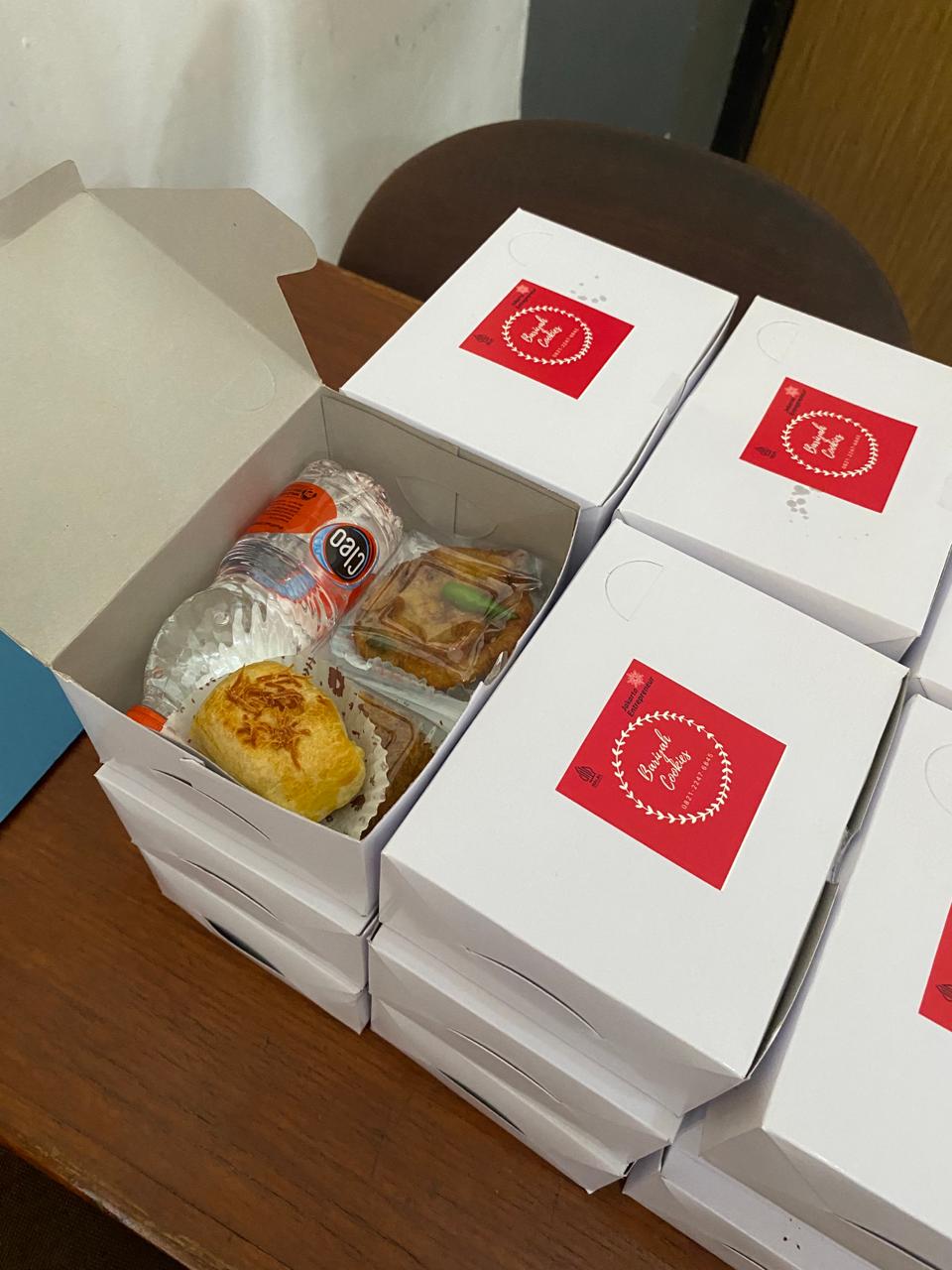 PAKET 11 SNACKBOX (isi 25 box)