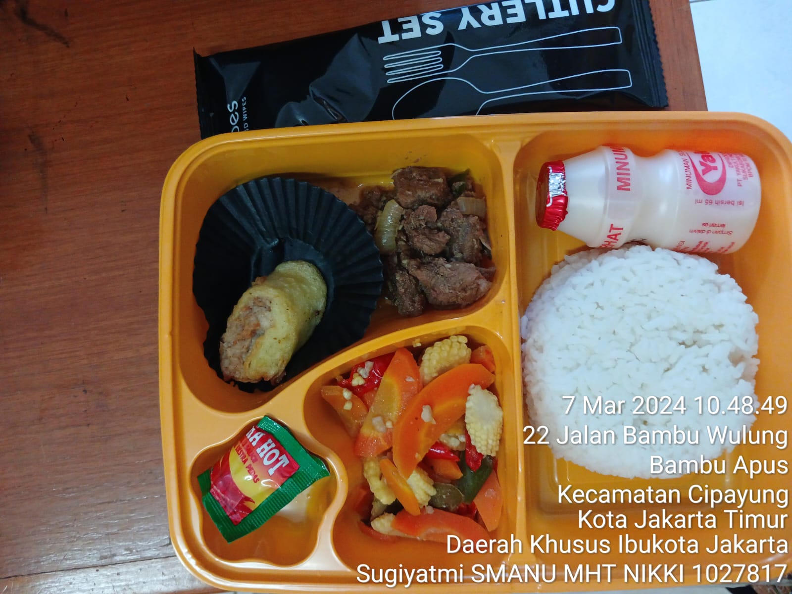PAKET 1 NASI BOX DAPOER BUNDA SULLY