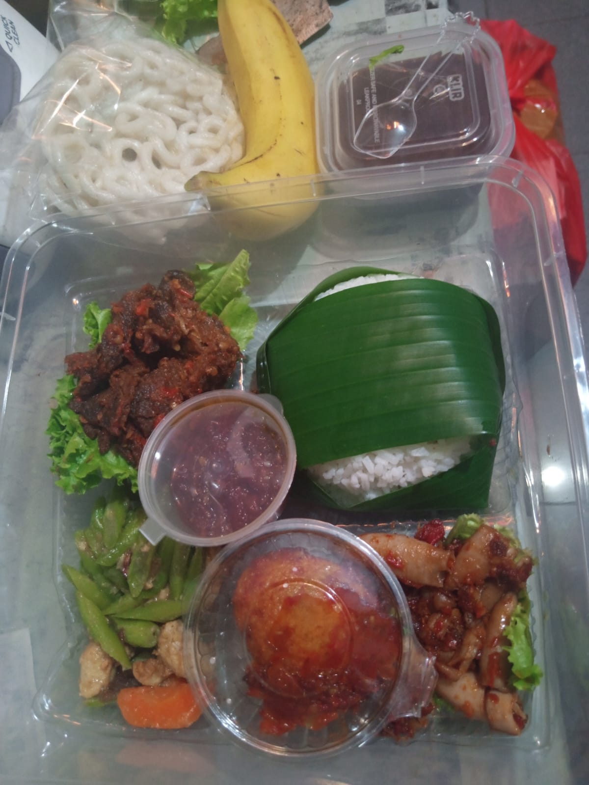 Paket Snack dan Nasi Box By De Bataviaa