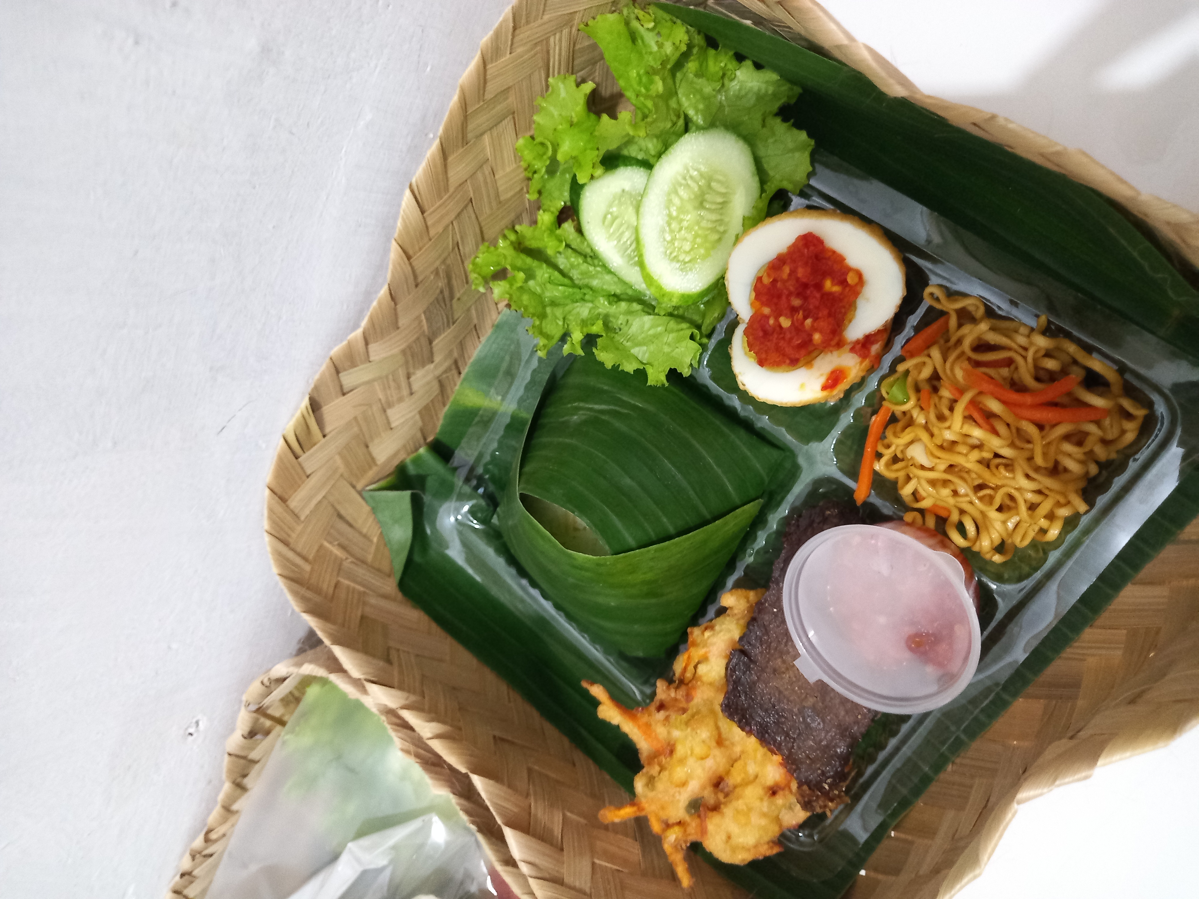 Nasi liwet besek