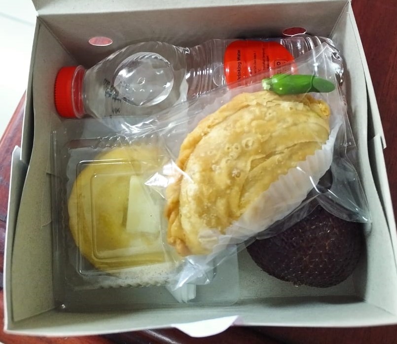 Paket Snack Box dan Nasi Box