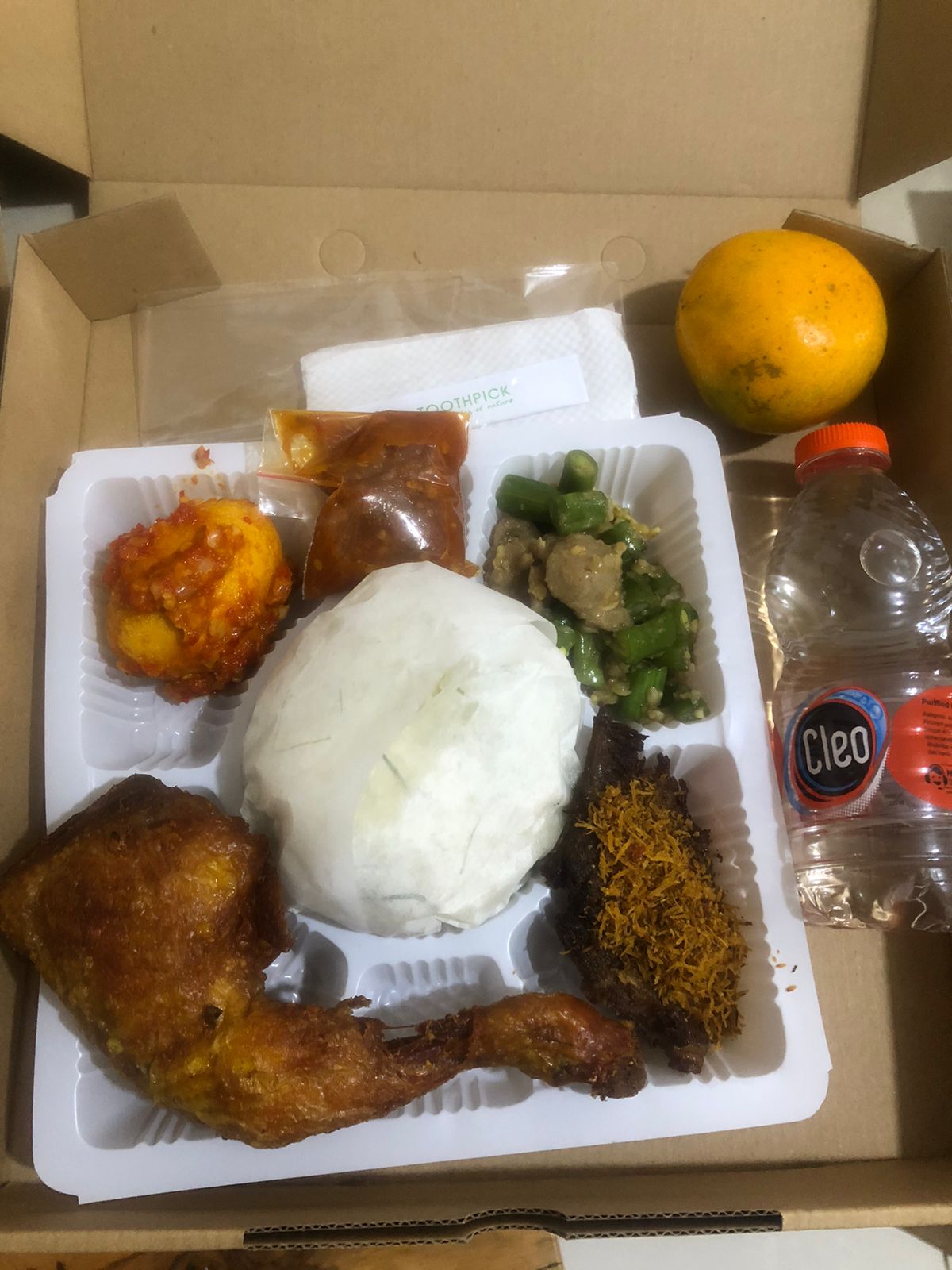 Paket Snack dan Nasi Box