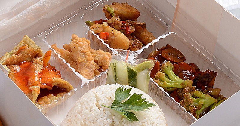 Nasi Box Utami 3 (Ayam Teriyaki,Ikan Saos Asam Manis,Bihun Jamur)