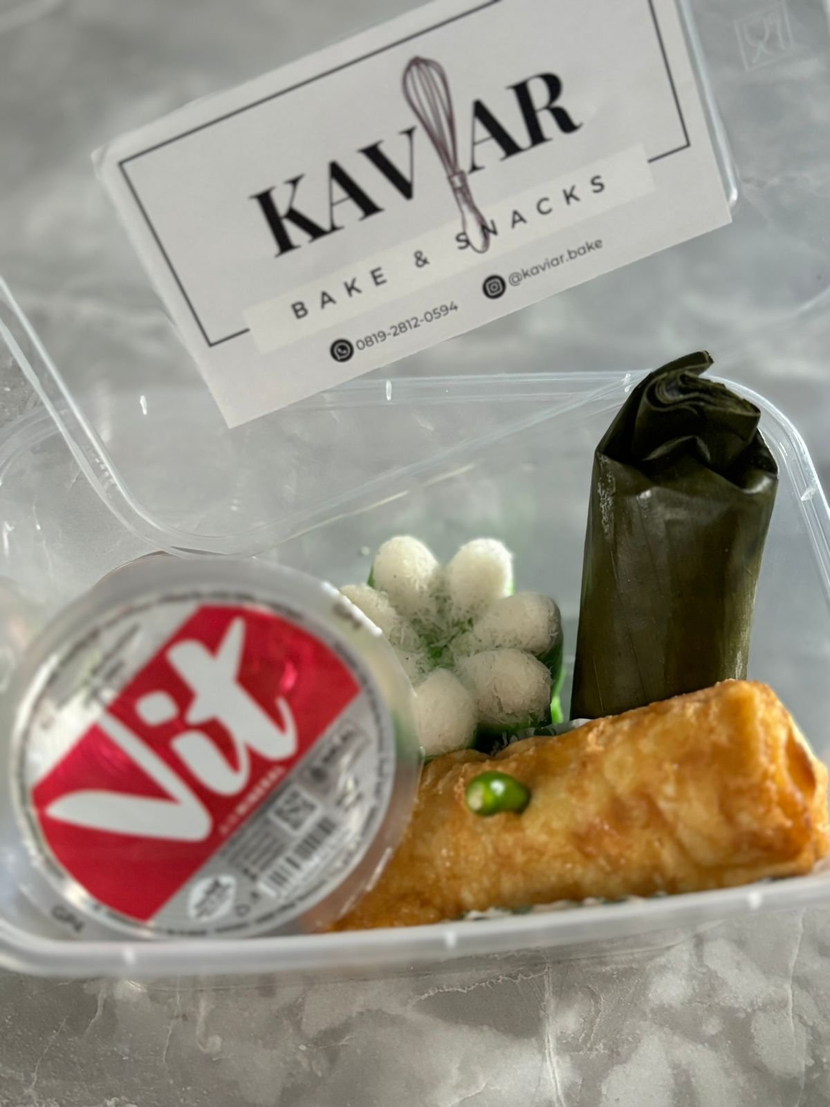 KAVIAR Bake &amp; Snacks