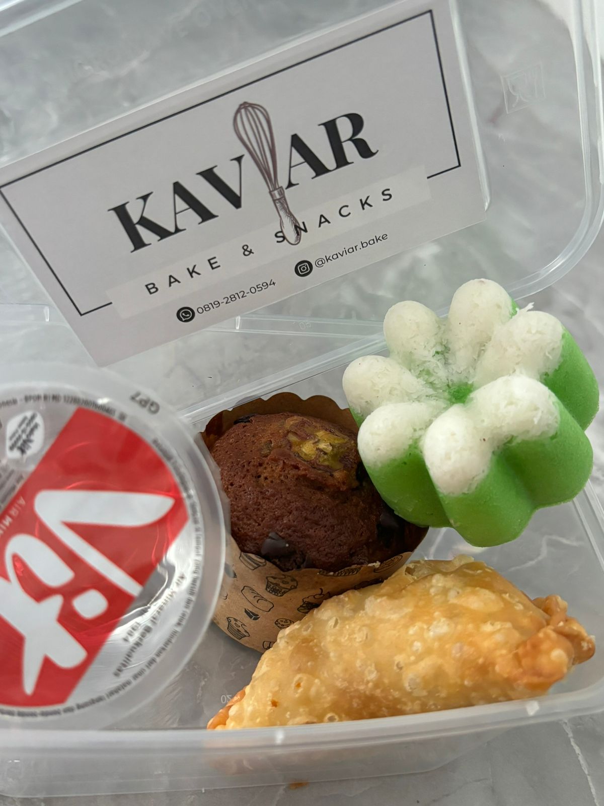 KAVIAR Bake &amp; Snacks