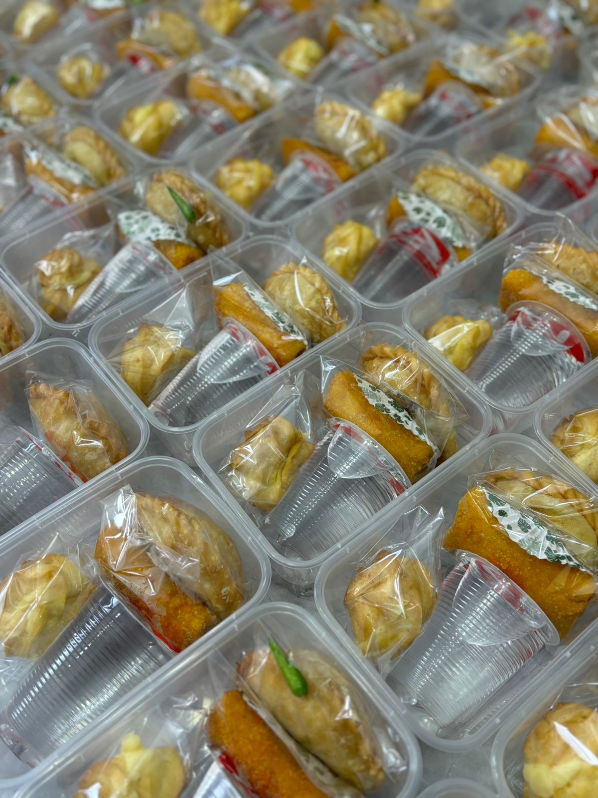 KAVIAR Bake &amp; Snacks