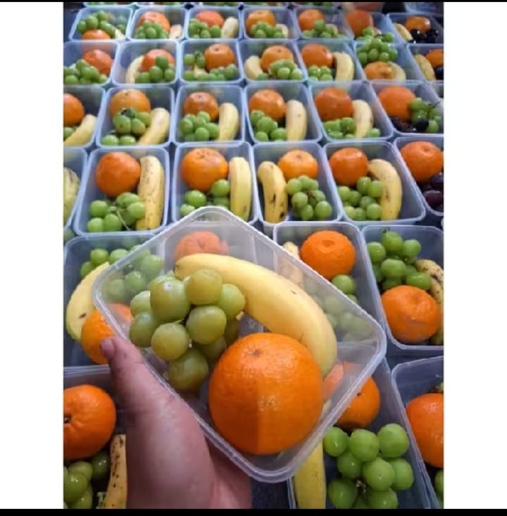 Buah Potong/Utuh