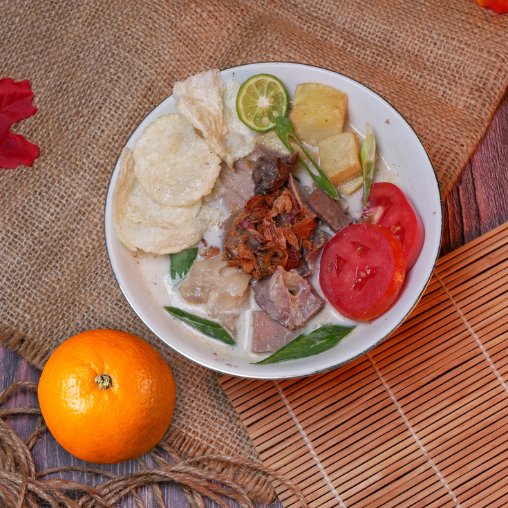 Soto Betawi Betawi Campur Komplit