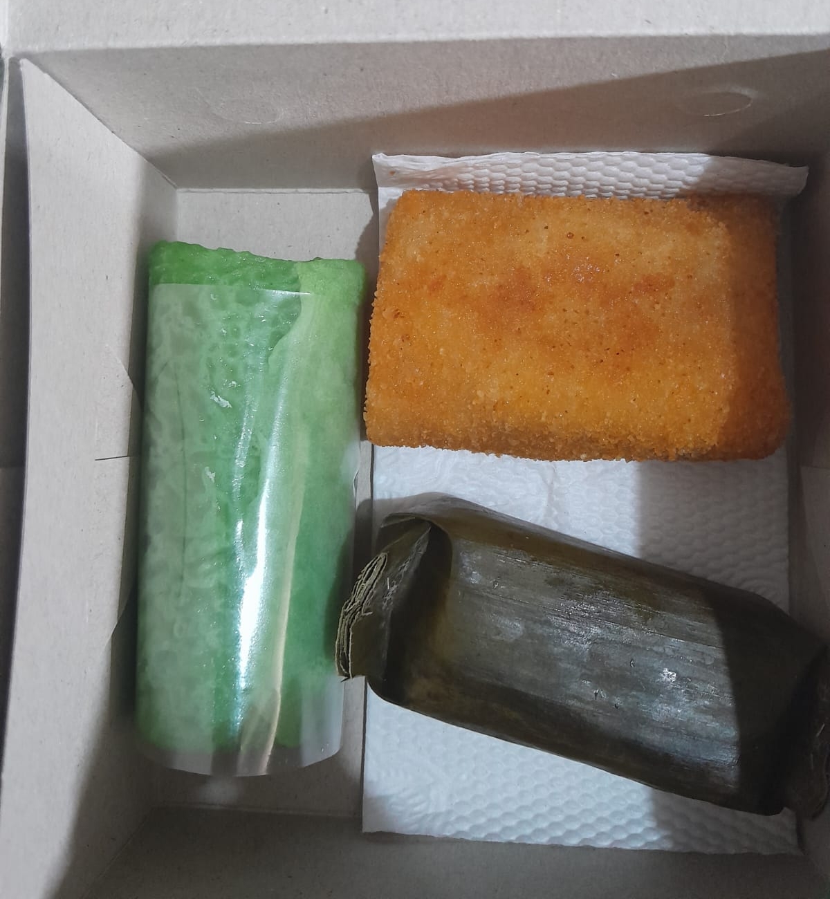 Kue box AYOBA