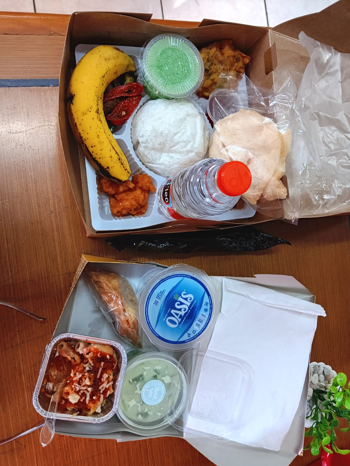Nasi Box Buk Win