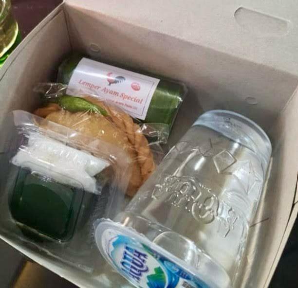 PAKET SNACK BOX SEDERHANA 1